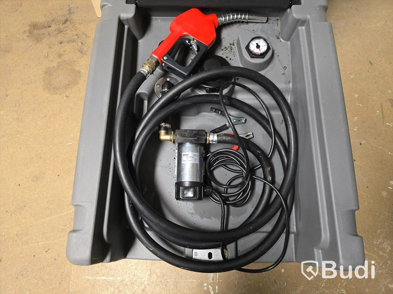 Dieseltank 200 L, med pump.