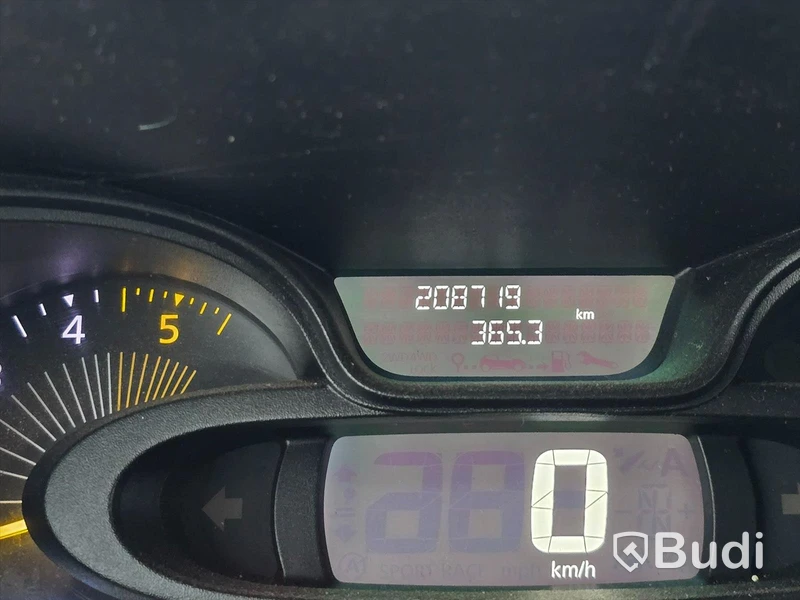 Skåpbil Renault Trafic 1.6 dCi -2017