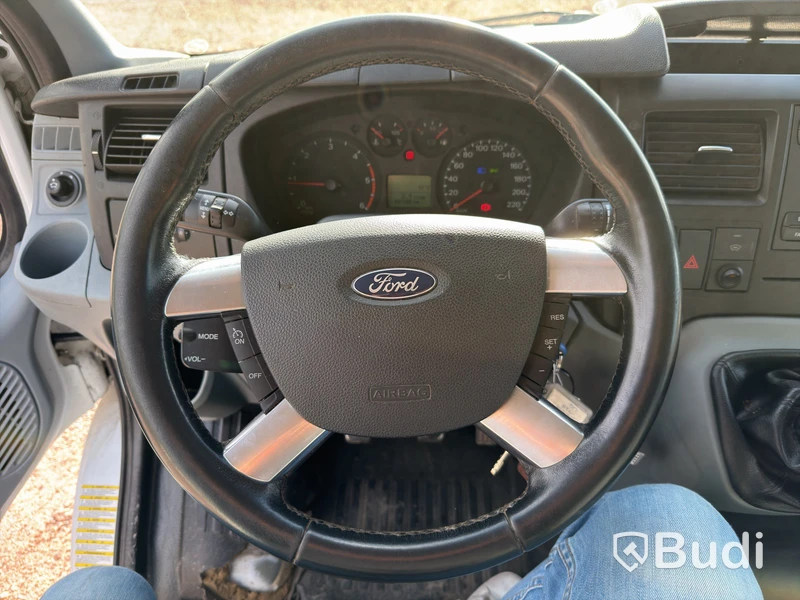 Ford Transit T300 Chassis Double Cab Flatbed Truck 2.2 TDCi Manual (125 hp) – 2012