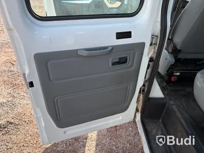 Ford Transit T300 Chassis Double Cab Flatbed Truck 2.2 TDCi Manual (125 hp) – 2012