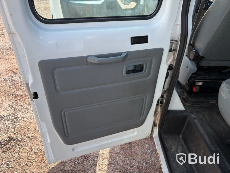 Ford Transit T300 Chassis Double Cab Flatbed Truck 2.2 TDCi Manual (125 hp) – 2012