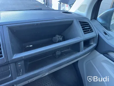 VW TRANSPORTER 4 Motion -16 DSG Lång Dubbla dörrar Värmare