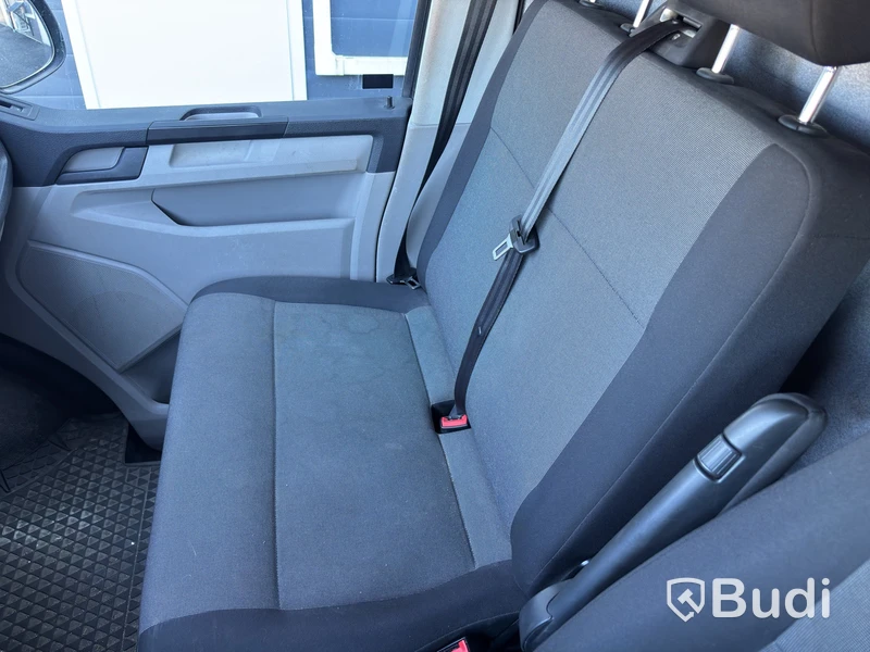 VW TRANSPORTER 4 Motion -16 DSG Lång Dubbla dörrar Värmare