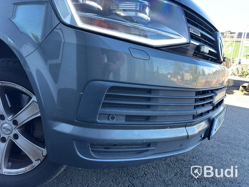 VW TRANSPORTER 4 Motion -16 DSG Lång Dubbla dörrar Värmare