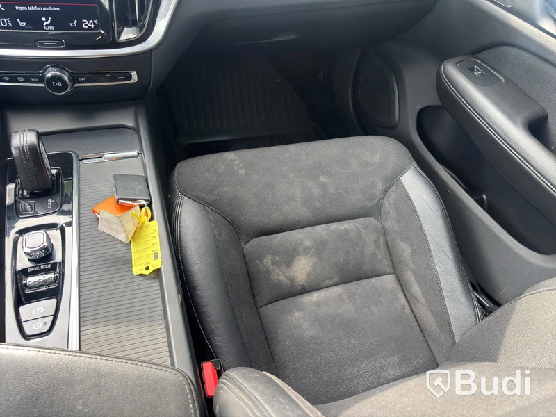Volvo V60 Cross Country B4 AWD , 2021, automat