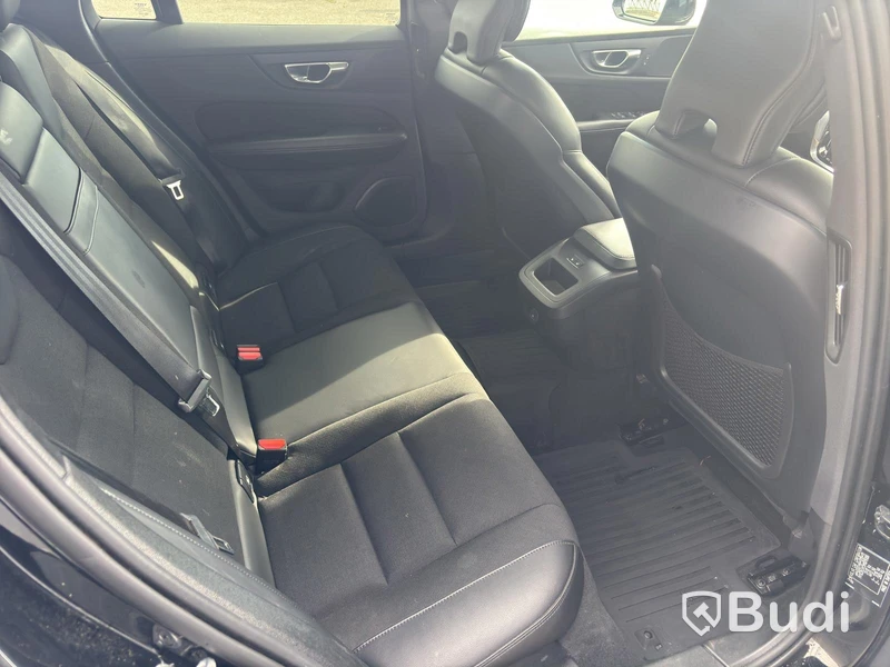 Volvo V60 Cross Country B4 AWD , 2021, automat