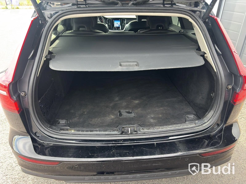 Volvo V60 Cross Country B4 AWD , 2021, automat