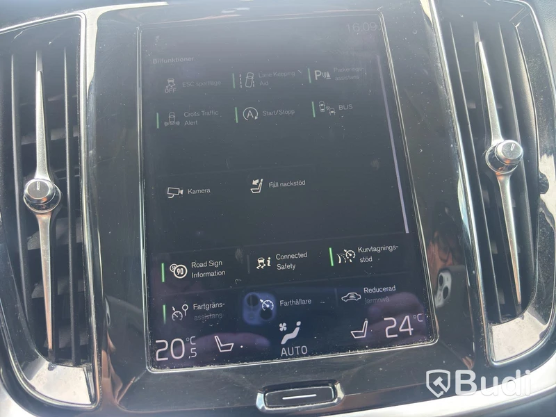 Volvo V60 Cross Country B4 AWD , 2021, automat
