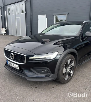 Volvo V60 Cross Country B4 AWD , 2021, automat
