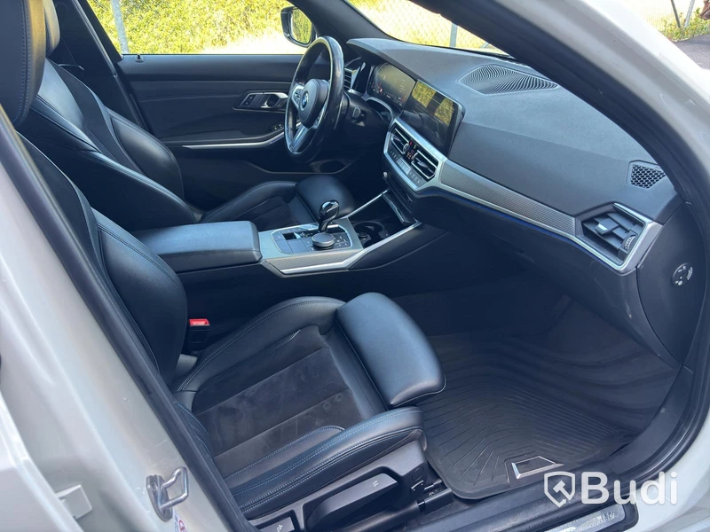 BMW 320d xDrive , 2020, automat M-sport