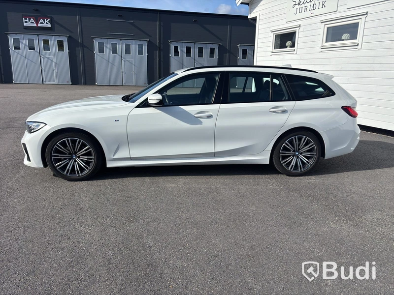 BMW 320d xDrive , 2020, automat M-sport