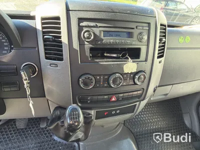Husbil Volkswagen Crafter 35 2.5 TDI Skåp (163hk) -2011