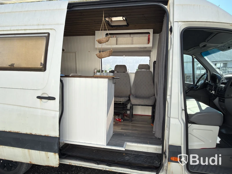 Husbil Volkswagen Crafter 35 2.5 TDI Skåp (163hk) -2011