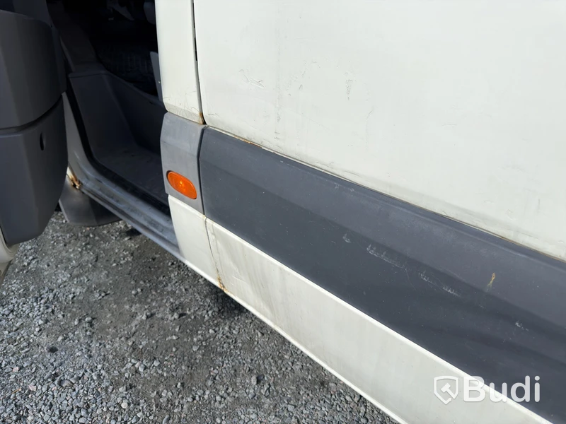 Husbil Volkswagen Crafter 35 2.5 TDI Skåp (163hk) -2011