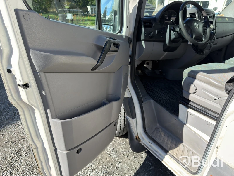 Husbil Volkswagen Crafter 35 2.5 TDI Skåp (163hk) -2011