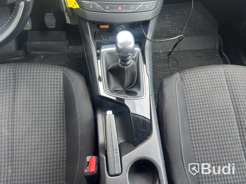 Peugeot 308 -2019 | BENSIN