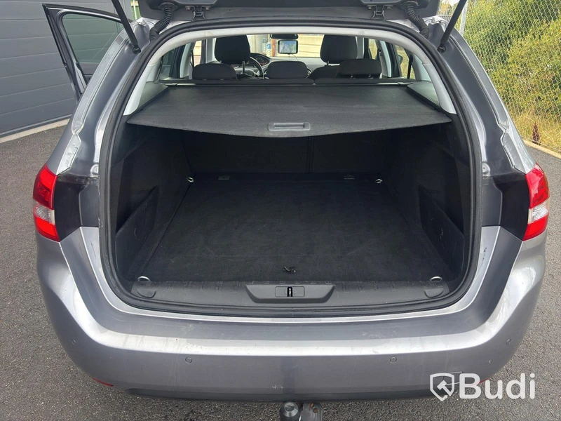 Peugeot 308 -2019 | BENSIN