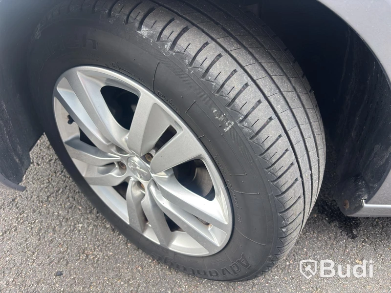Peugeot 308 -2019 | BENSIN