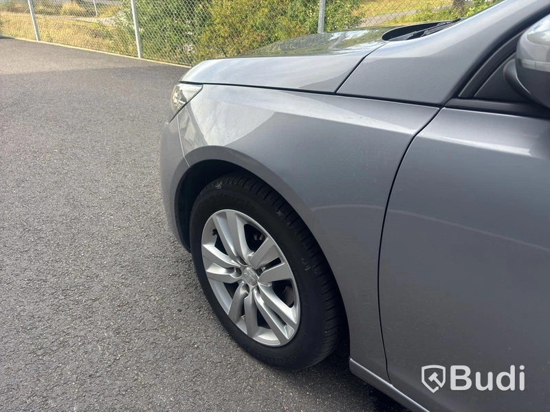 Peugeot 308 -2019 | BENSIN