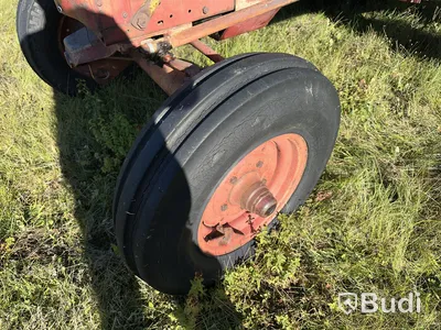 Traktor Volvo Buster 400