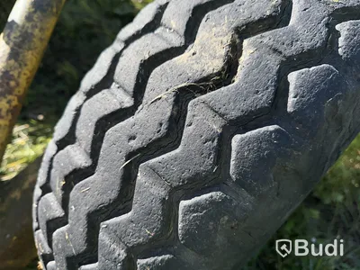 Traktor Volvo Buster 400