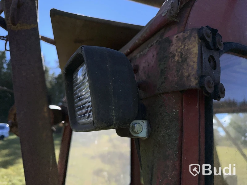 Traktor Volvo Buster 400