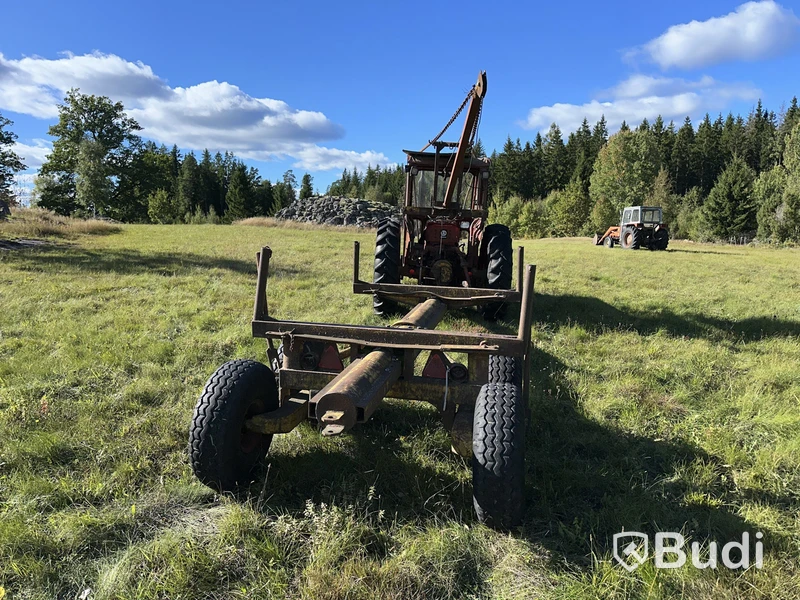 Traktor Volvo Buster 400