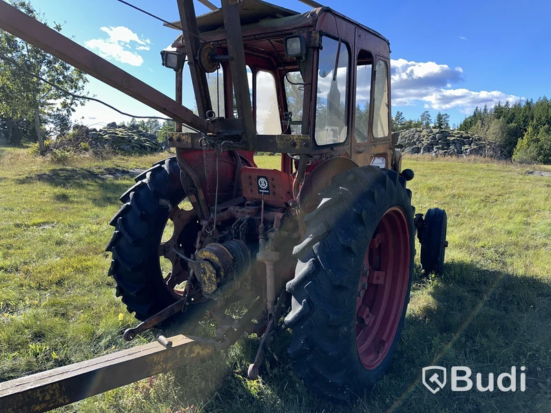 Traktor Volvo Buster 400
