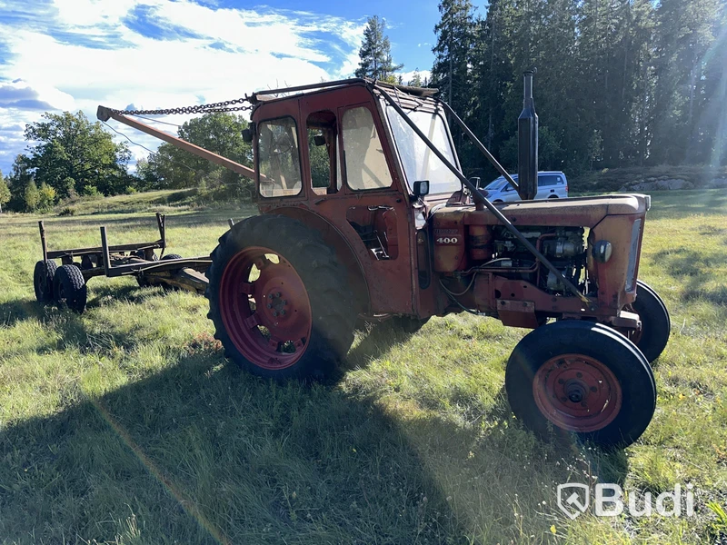 Traktor Volvo Buster 400