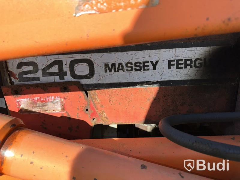 Traktor Massey Ferguson 240, 1980