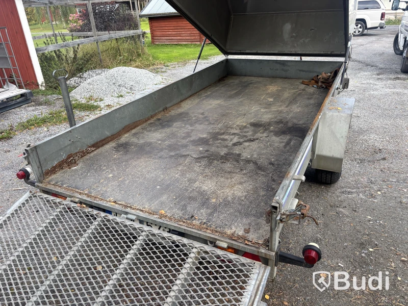 Släpvagn Reko Trailer, med kåpa och ramp