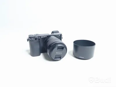 Kamera Sony A6100 ink batteri och objektiv Sony 50 1.8 OSS.