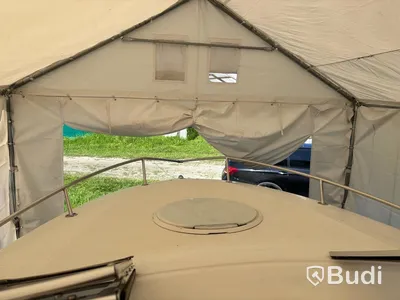 Motorbåt Fourwinns Sundowner 245 -1999 | Trailer & hamnkapell | 8,17 m