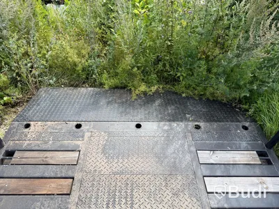 Hooklift flatbed | Approx. 5.0 m | Tool lockers