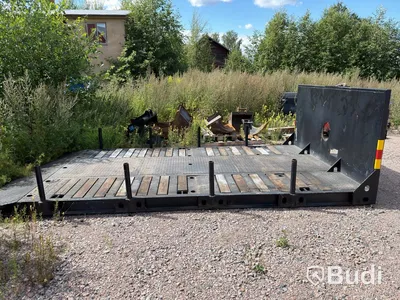 Hooklift flatbed | Approx. 5.0 m | Tool lockers