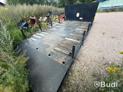 Hooklift flatbed | Approx. 5.0 m | Tool lockers