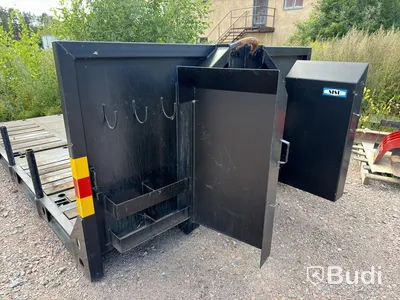 Hooklift flatbed | Approx. 5.0 m | Tool lockers