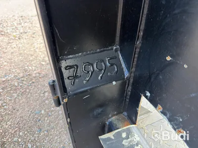 Hooklift flatbed | Approx. 5.0 m | Tool lockers