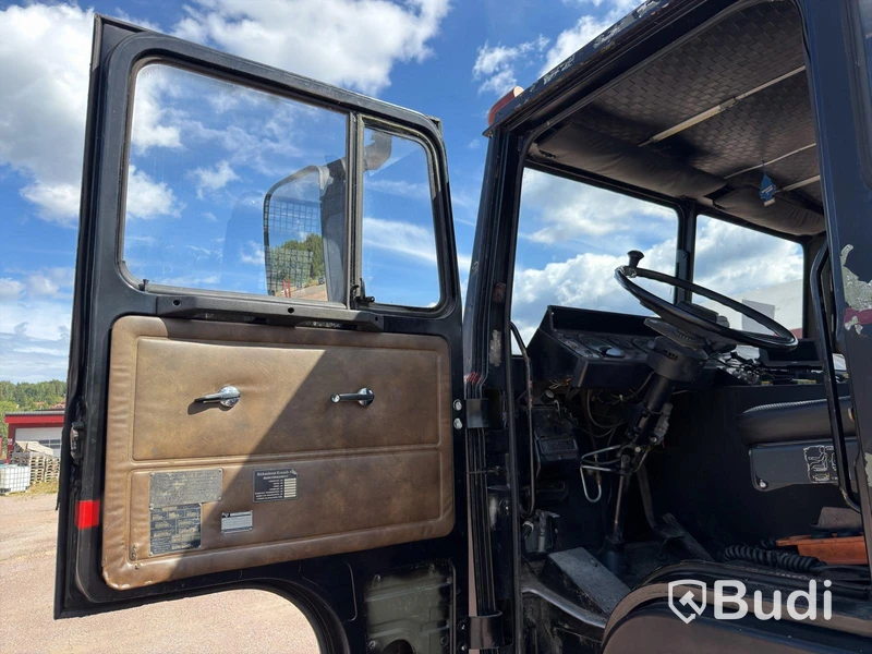 Hooklift truck Scania SBAT 111S A -1980 | DIESEL