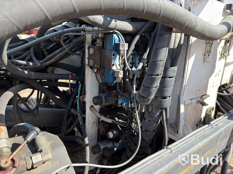 Drilling Rig NEMEK 300 TSE | Crawler-mounted | 1998