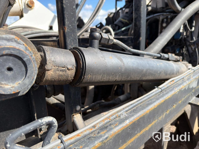 Drilling Rig NEMEK 300 TSE | Crawler-mounted | 1998