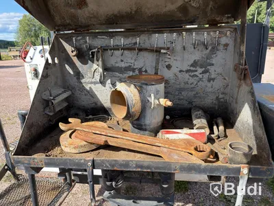 Drilling Rig NEMEK 300 TSE | Crawler-mounted | 1998