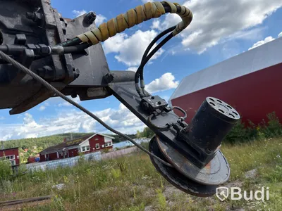 Drilling Rig NEMEK 300 TSE | Crawler-mounted | 1998