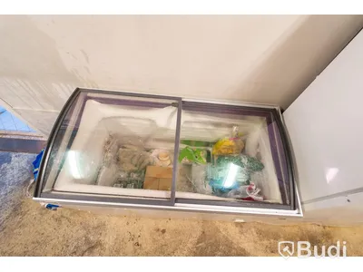 Caravell frysbox med skjutdörrar i glas. 130 cm x 66 cm x 85 cm.