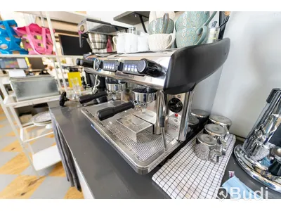 Espressomaskin Expobar Megacrem. 2 stationer.