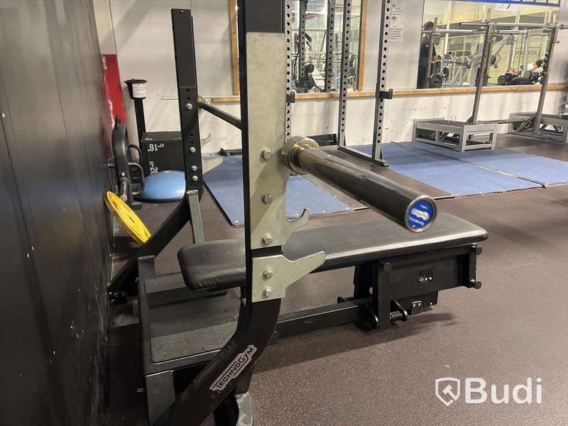 TechnoGym Olympic Flat Bench - Bänkpress ställning