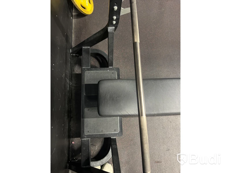 TechnoGym Olympic Flat Bench - Bänkpress ställning