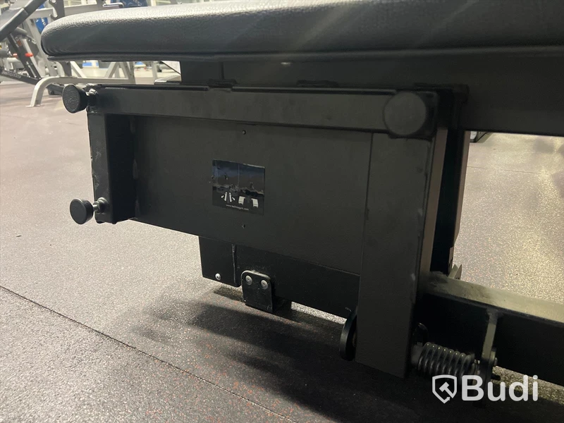 TechnoGym Olympic Flat Bench - Bänkpress ställning