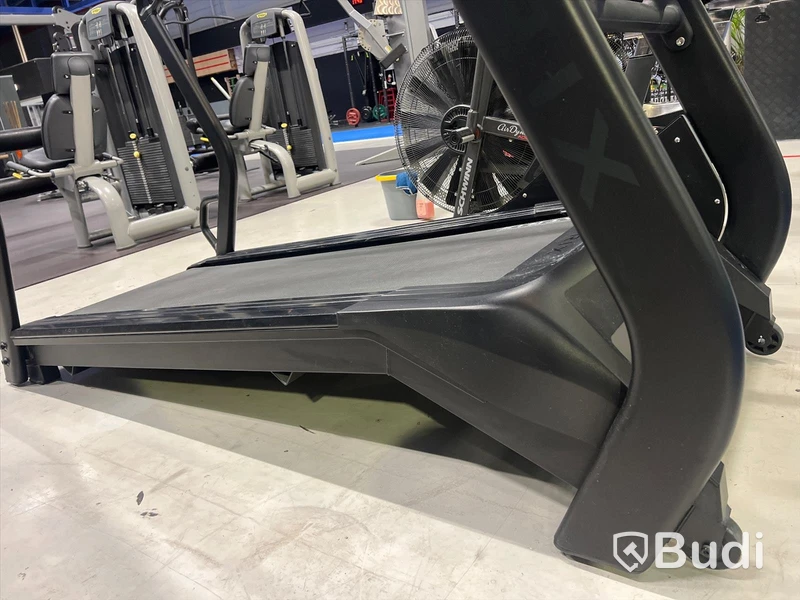 Matrix Fitness Power treadmill