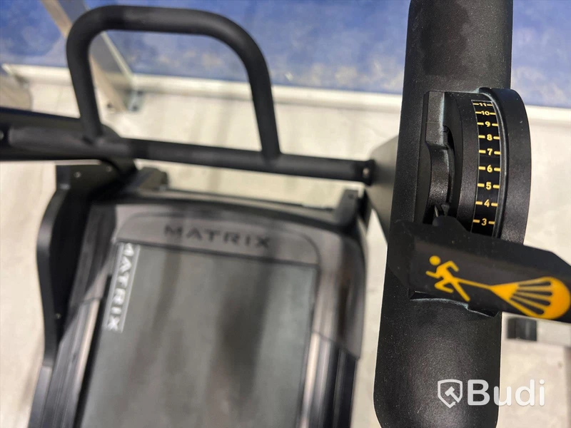 Matrix Fitness Power treadmill
